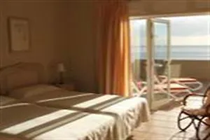 La Muralla Apartamentos Пуэрто-Наос